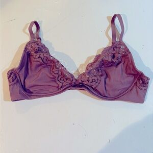VICTORIA’S SECRET Body by Victoria Bralette BRA M